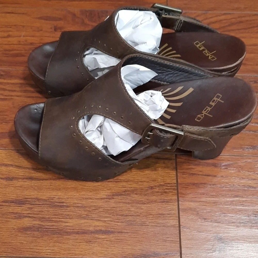 Dansko Ripley Brown Leather Studded Peep toe Sandals - Picture 4 of 7